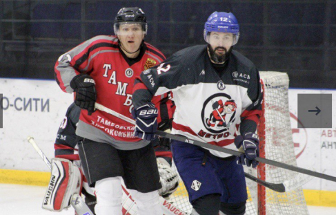 НОЧНАЯ ЛИГА: ДЕСЯТЫЙ ТУР В ДИВИЗИОНЕ «ЛЮБИТЕЛЬ 40+»