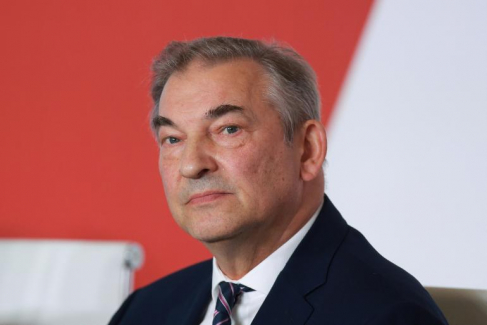  Владислав Третьяк стал пожизненным членом ИИХФ