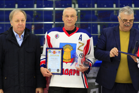 Юрий Гончаров – самый ценный игрок НХЛ в Тамбовской области «Дивизиона 40+»