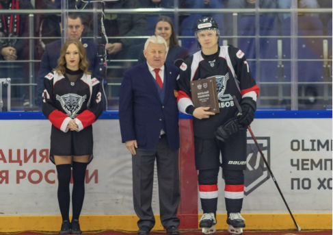 РЕКОРДНЫЙ РУБЕЖ ФОРВАРДА