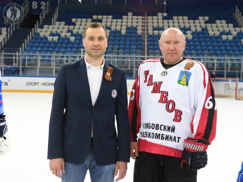 Александр Петрович Малин: "С Новым годом, дорогие любители хоккея!"